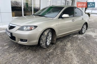 Седан Mazda 3 2007 в Ромнах