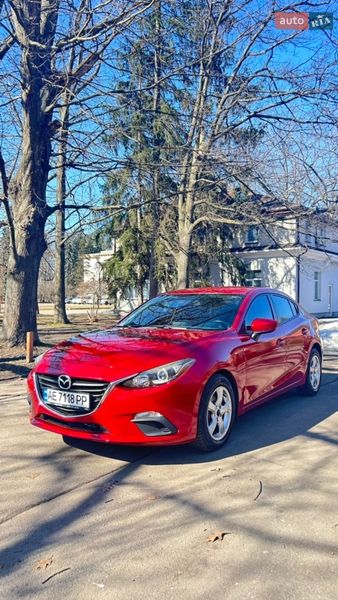 Седан Mazda 3 2016 в Києві