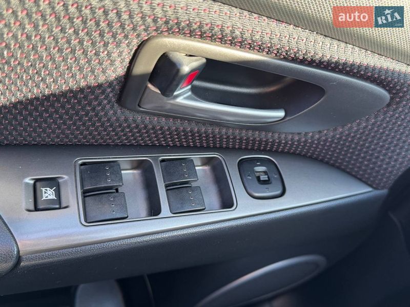 Хэтчбек Mazda 3 2007 в Ракитном