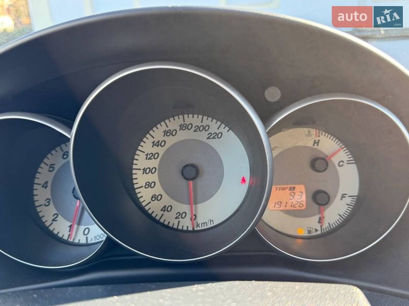 Хетчбек Mazda 3 2007 в Рокитному