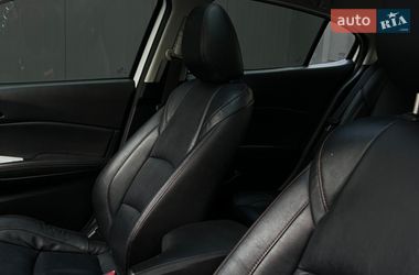 Седан Mazda 3 2014 в Харькове