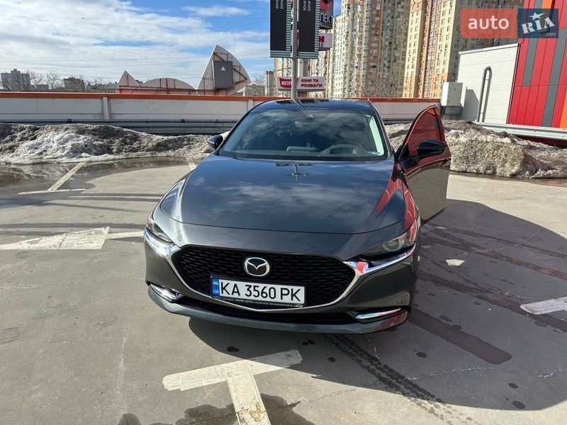 Седан Mazda 3 2022 в Киеве