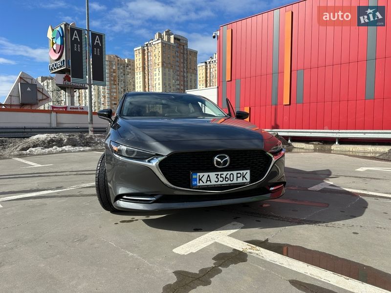 Седан Mazda 3 2022 в Киеве