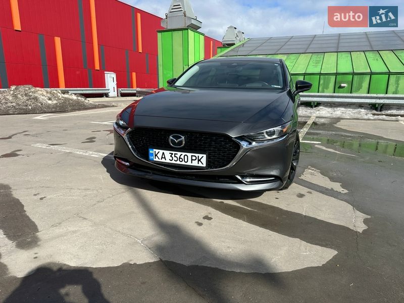Седан Mazda 3 2022 в Киеве