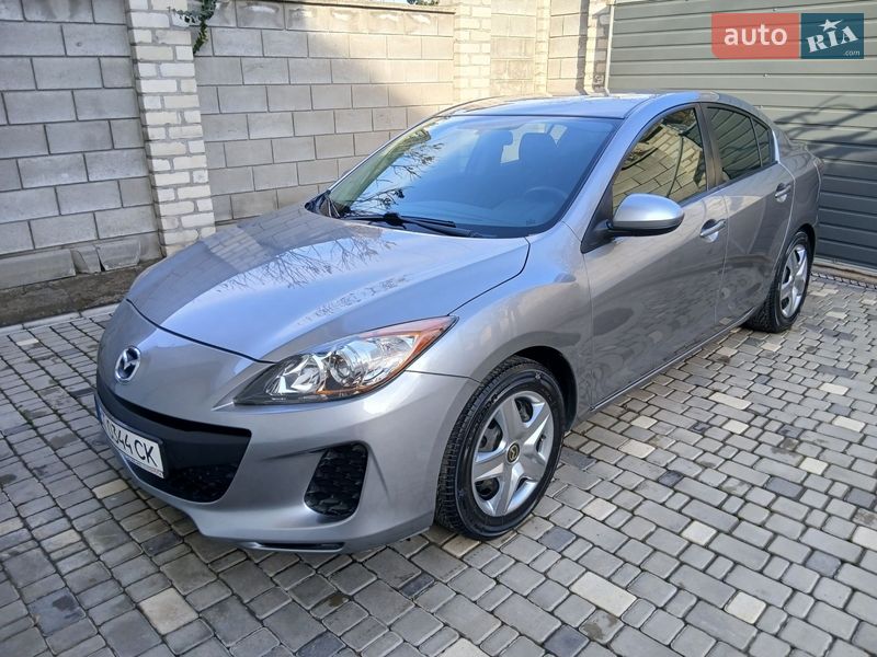 Седан Mazda 3 2011 в Херсоне