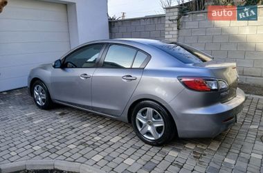 Седан Mazda 3 2011 в Херсоні