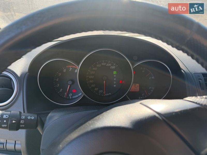 Хэтчбек Mazda 3 2004 в Днепре