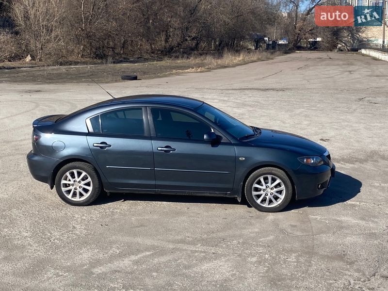 Седан Mazda 3 2008 в Дніпрі