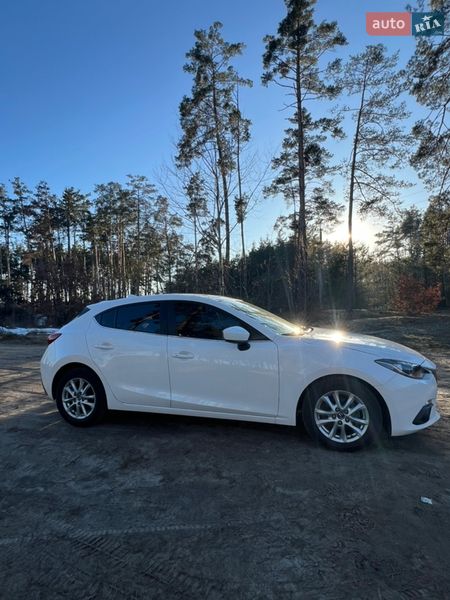 Хетчбек Mazda 3 2015 в Ірпені