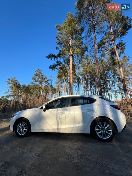 Хетчбек Mazda 3 2015 в Ірпені