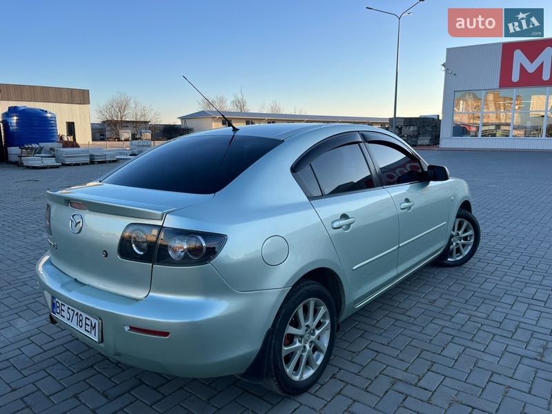 Седан Mazda 3 2008 в Первомайську