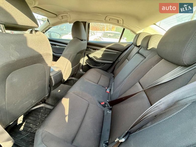 Седан Mazda 3 2021 в Києві