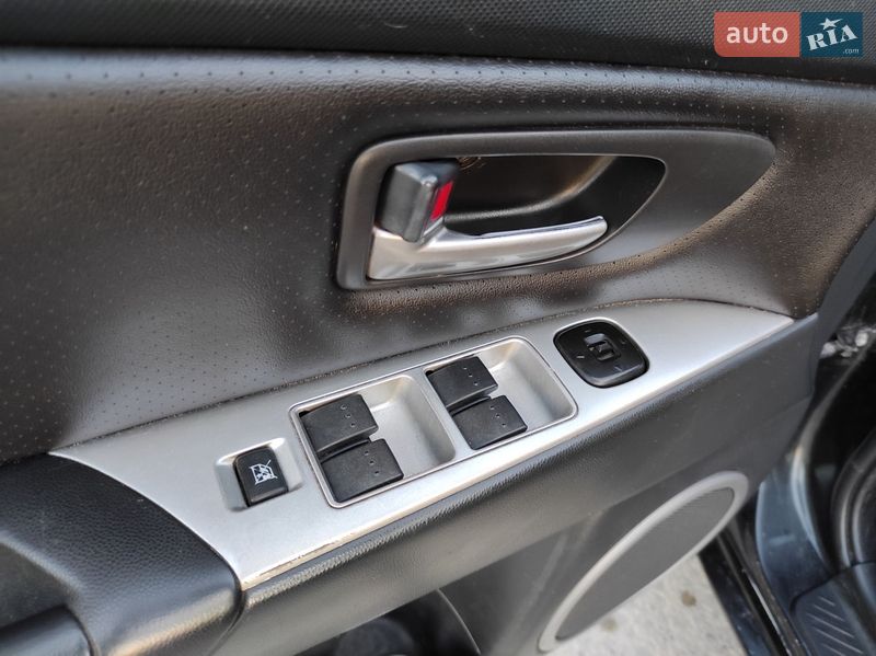 Седан Mazda 3 2008 в Нетешине