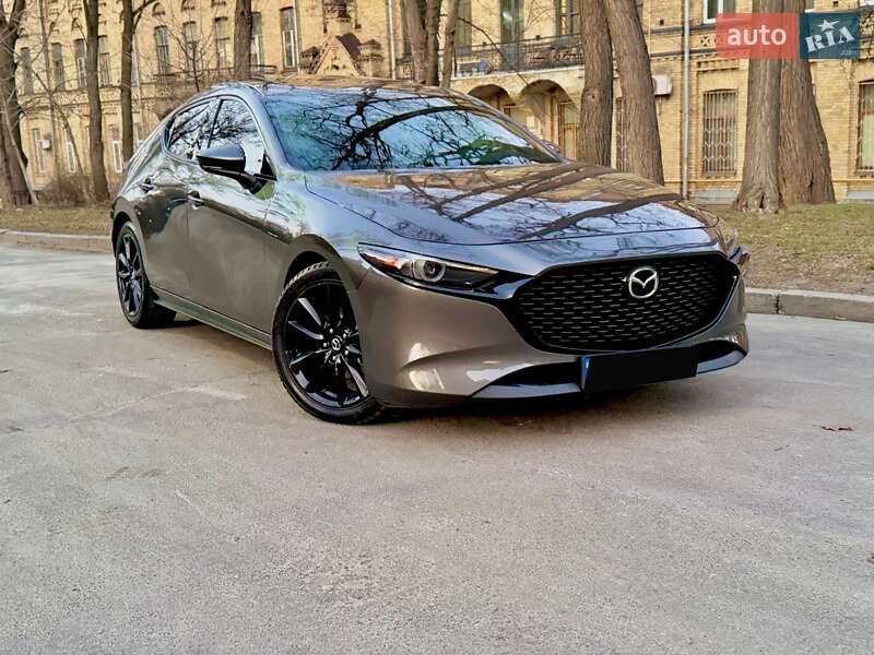 Mazda 3 2019