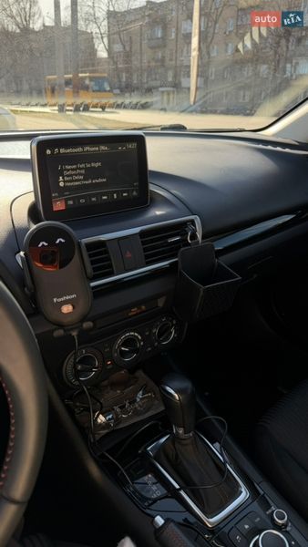 Седан Mazda 3 2015 в Днепре