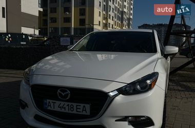 Седан Mazda 3 2017 в Ивано-Франковске