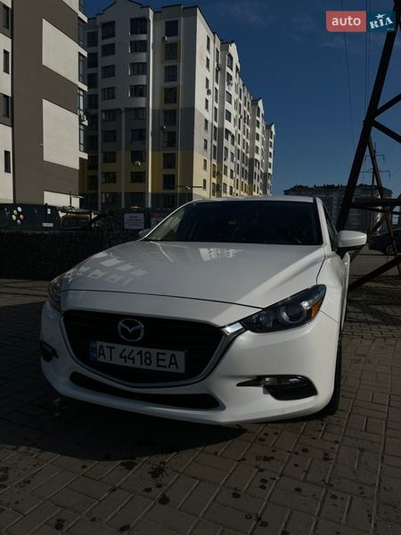Седан Mazda 3 2017 в Ивано-Франковске