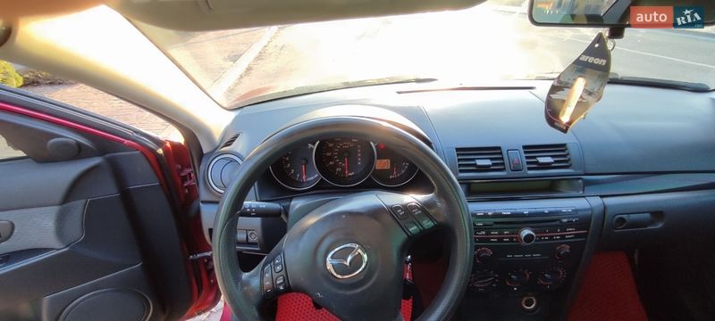 Седан Mazda 3 2005 в Києві