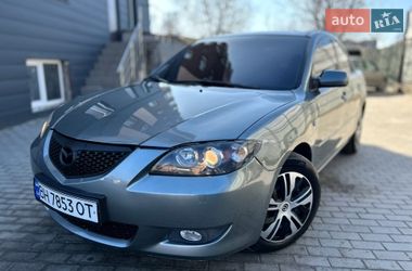 Седан Mazda 3 2004 в Полонном
