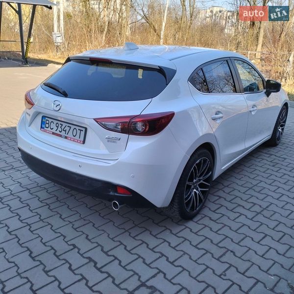 Хэтчбек Mazda 3 2014 в Шептицькому