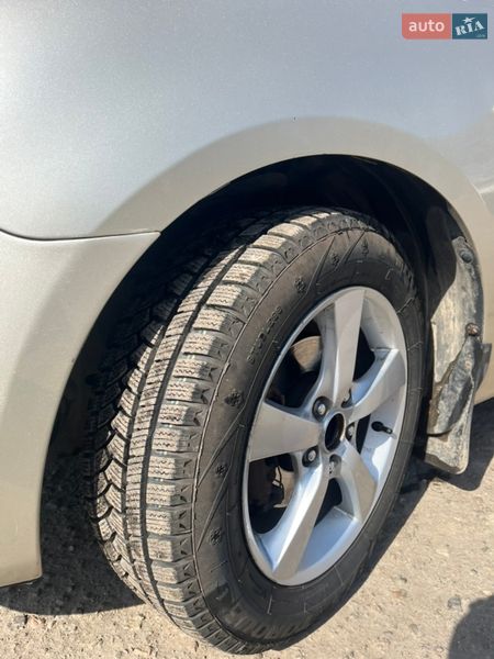 Седан Mazda 3 2004 в Миколаєві