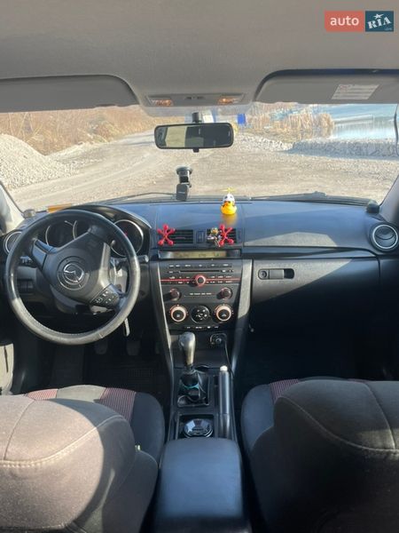 Хэтчбек Mazda 3 2006 в Петропавловской Борщаговке
