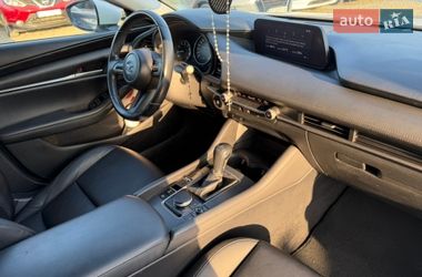 Седан Mazda 3 2021 в Ивано-Франковске
