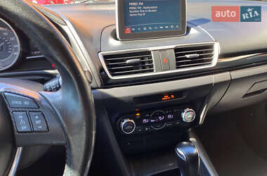 Седан Mazda 3 2013 в Києві