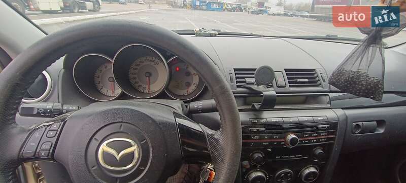 Седан Mazda 3 2008 в Киеве