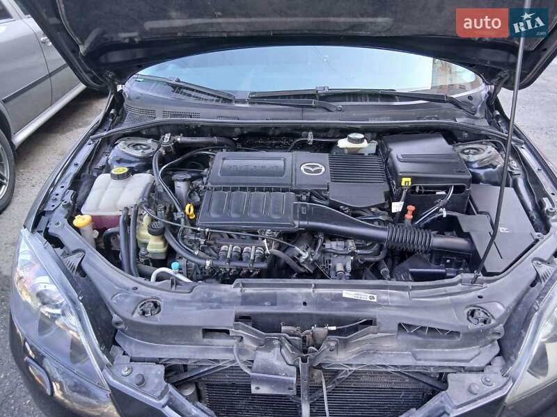 Хэтчбек Mazda 3 2008 в Кропивницком