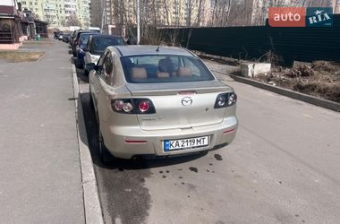 Седан Mazda 3 2006 в Софиевской Борщаговке
