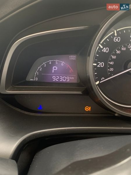 Седан Mazda 3 2017 в Киеве