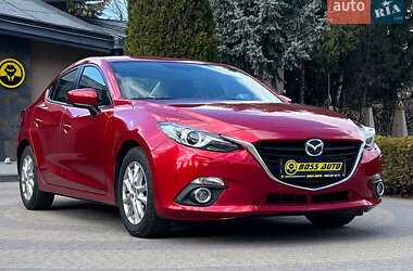 Седан Mazda 3 2016 в Львове