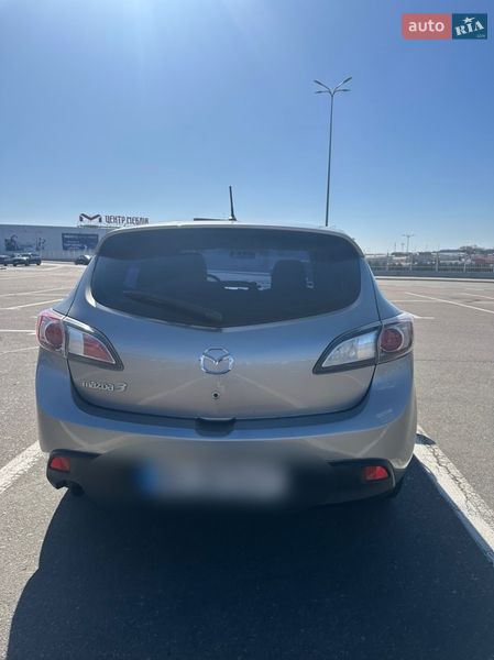 Хэтчбек Mazda 3 2010 в Одессе