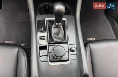 Хэтчбек Mazda 3 2021 в Киеве
