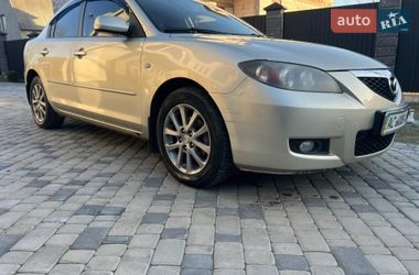 Седан Mazda 3 2008 в Луцке
