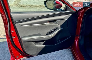Хэтчбек Mazda 3 2019 в Киеве