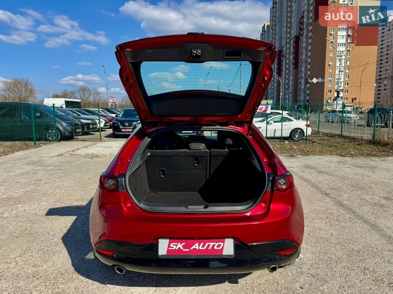 Хэтчбек Mazda 3 2019 в Киеве