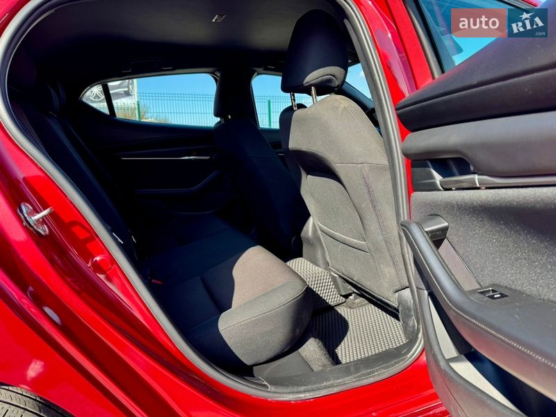 Хэтчбек Mazda 3 2019 в Киеве