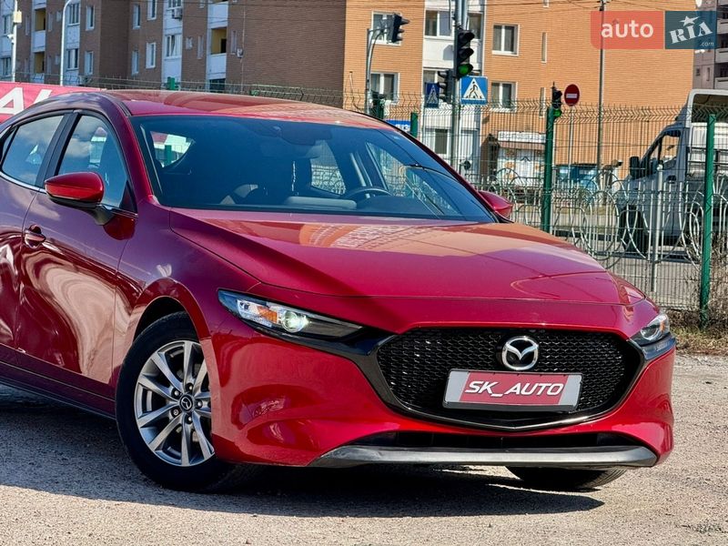 Хэтчбек Mazda 3 2019 в Киеве