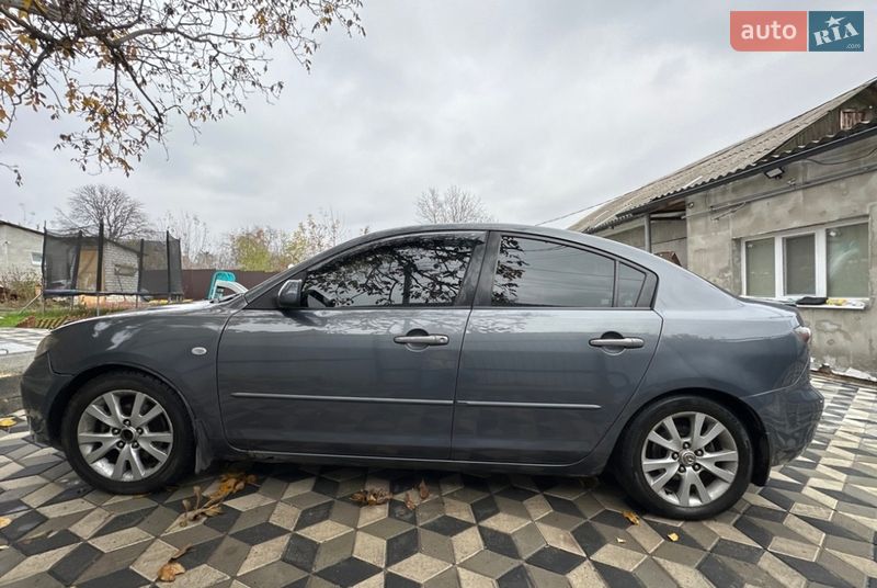 Седан Mazda 3 2006 в Кропивницком