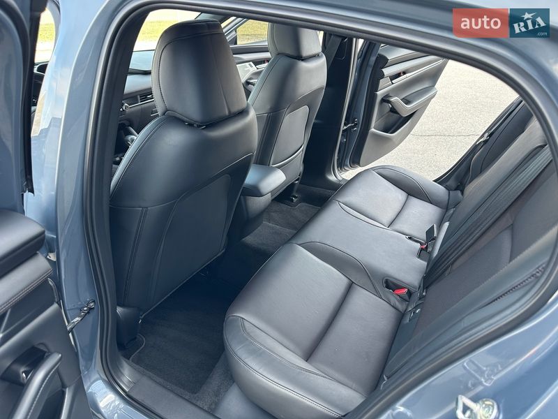 Хэтчбек Mazda 3 2022 в Днепре