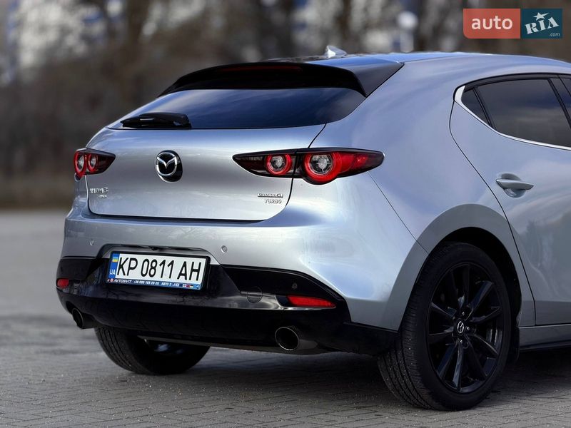 Хэтчбек Mazda 3 2023 в Запорожье