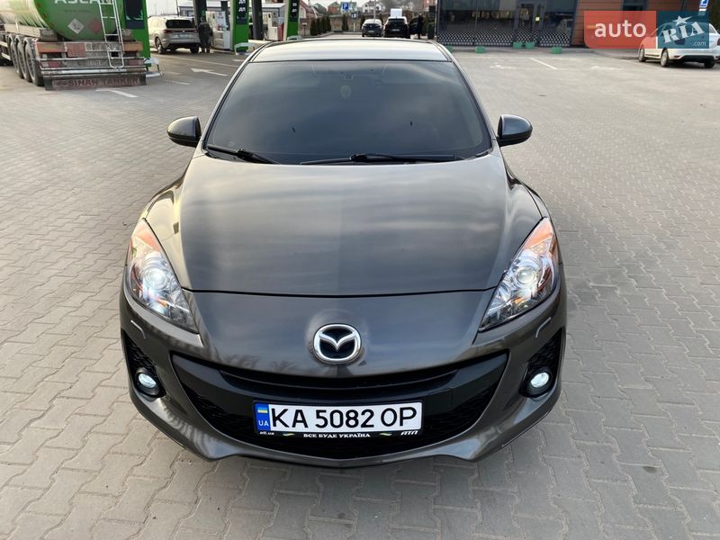 Седан Mazda 3 2011 в Киеве