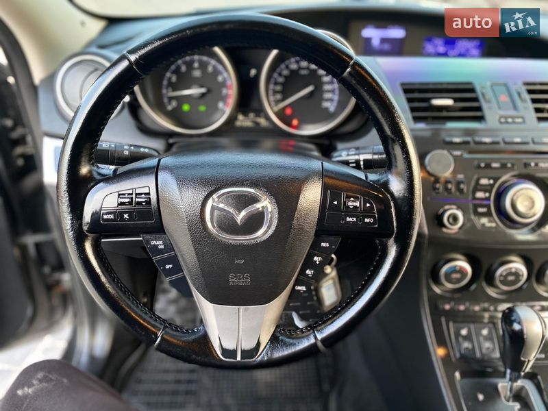 Седан Mazda 3 2011 в Киеве