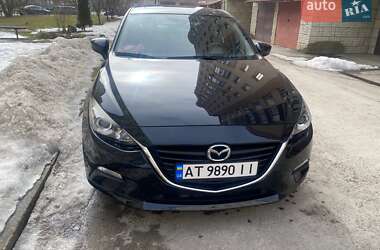 Седан Mazda 3 2016 в Івано-Франківську