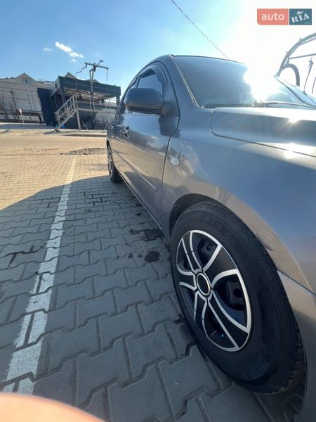 Хэтчбек Mazda 3 2006 в Житомире