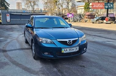 Седан Mazda 3 2006 в Киеве