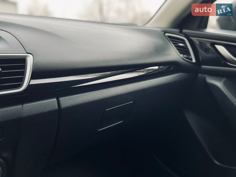 Хэтчбек Mazda 3 2014 в Хмельницком
