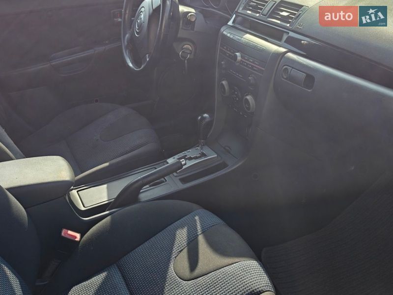 Хетчбек Mazda 3 2004 в Василькові